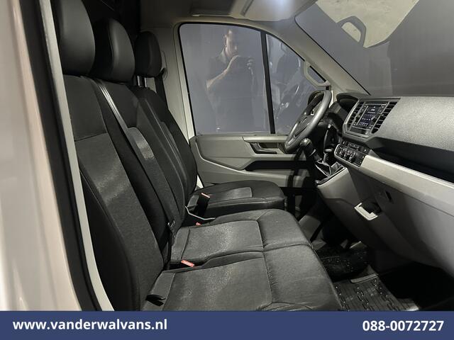 Volkswagen CRAFTER 2.0 TDI 141pk L3H2 L2H1 Euro6 Airco | Camera | Apple Carplay | Android Auto Parkeersensoren, Bijrijdersbank