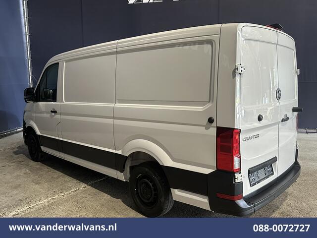 Volkswagen CRAFTER 2.0 TDI 141pk L3H2 L2H1 Euro6 Airco | Camera | Apple Carplay | Android Auto Parkeersensoren, Bijrijdersbank