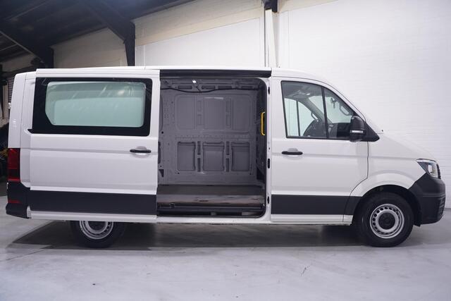 Volkswagen CRAFTER 2.0 TDI 140 pk L3H2 Lang / Laag Airco, Navi Airco, Deuren met Ramen, DAB+, PDC V+A, 3-Zits