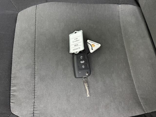 Volkswagen CRAFTER 2.0TDI 140PK Automaat L4H3 Maxi | Airco | Camera | Multimedia | 3-Zits | Betimmering