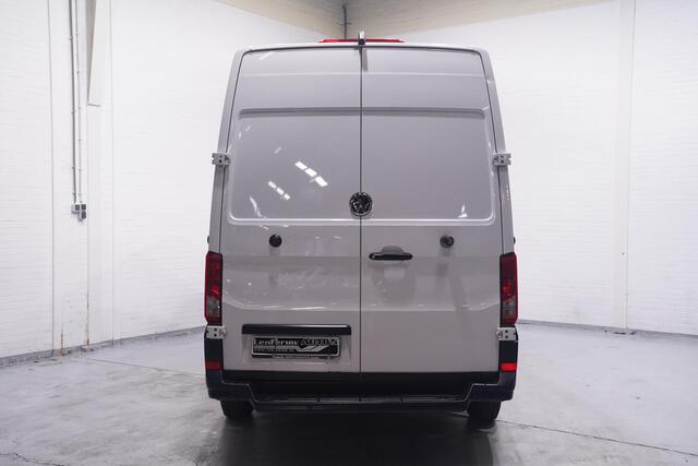 Volkswagen CRAFTER 2.0 TDI 177 pk DSG Aut. L3H3 Navi, Camera, DAB+ Apple Carplay, 270 Graden Deuren, Laadruimte Pakket, PDC V+A, 2-Zits