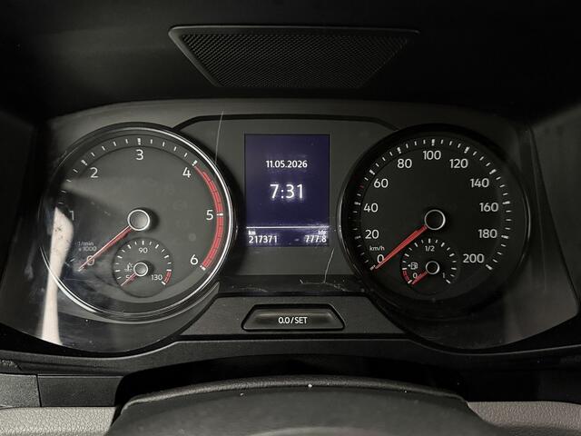 Volkswagen CRAFTER 2.0TDI 140PK Automaat L4H3 Highline ( 2024) | Navigatie | Camera | 3-Zits | Betimmering