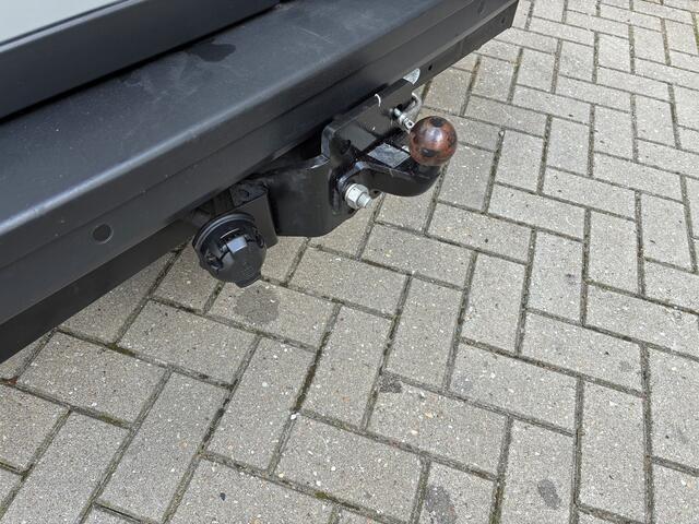 Volkswagen CRAFTER 35 2.0 TDI L3H3 Exclusive EURO VI 140 PK Automaat