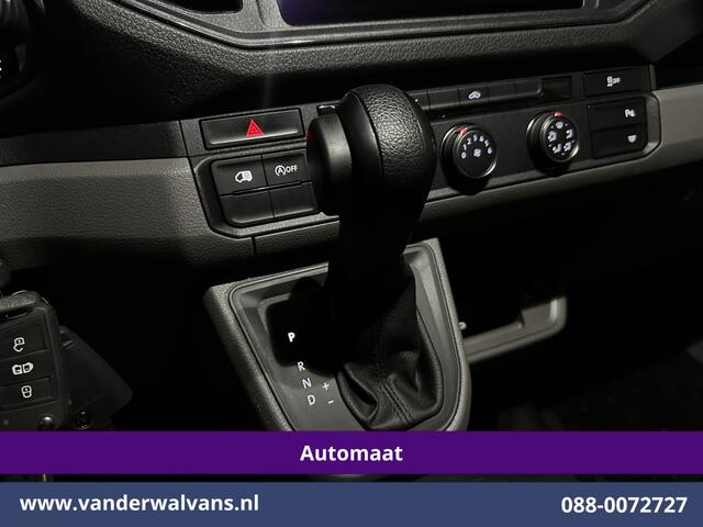 Volkswagen CRAFTER 2.0 TDI 141pk Automaat L3H3 L2H2 Euro6 Airco | Camera | Navigatie | Apple Carplay | Adaptieve Cruisecontrol | 3000kg Trekhaak Android Auto, Chauffeursstoel, Tachograaf, Parkeersensoren