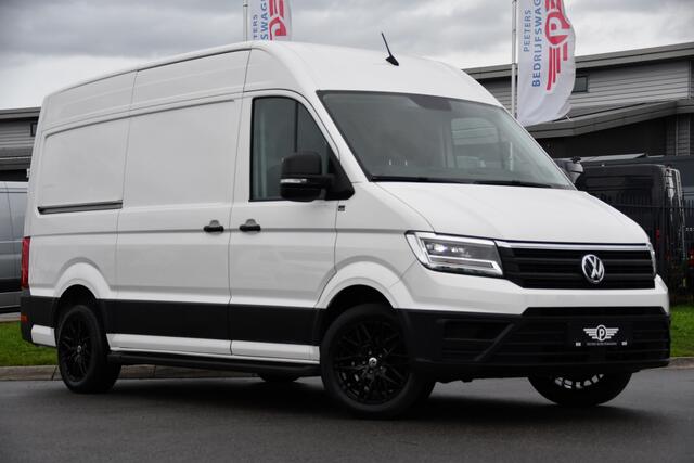 Volkswagen CRAFTER 35 2.0 TDI L3H3 PB Edition Adaptieve Cruise, Camera, LED, Carplay, Trekhaak, Automaat, 140pk, Sensoren, Multimedia, Uniek!