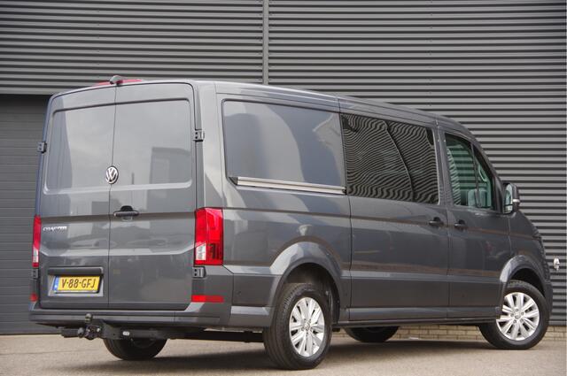 Volkswagen CRAFTER 2.0 TDI L3H2(L2H1) 177PK AUT. DC-6P, CAMERA, TREKHAAK, CRUISE, CARPLAY, AIRCO, PARKEERSENSOREN, DUBBELE CABINE, DUBBEL CABINE, NL AUTO, NAP