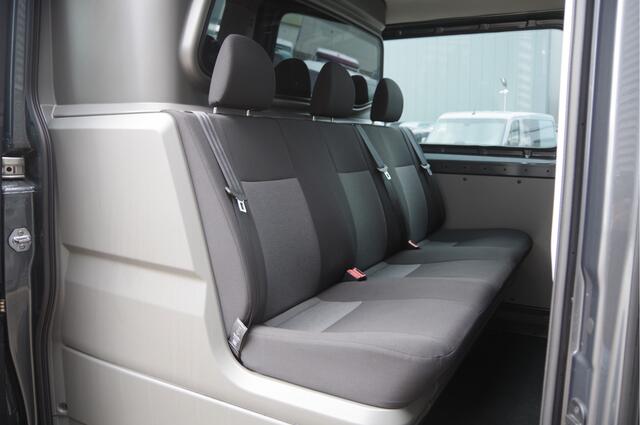 Volkswagen CRAFTER 2.0 TDI L3H2(L2H1) 177PK AUT. DC-6P, CAMERA, TREKHAAK, CRUISE, CARPLAY, AIRCO, PARKEERSENSOREN, DUBBELE CABINE, DUBBEL CABINE, NL AUTO, NAP