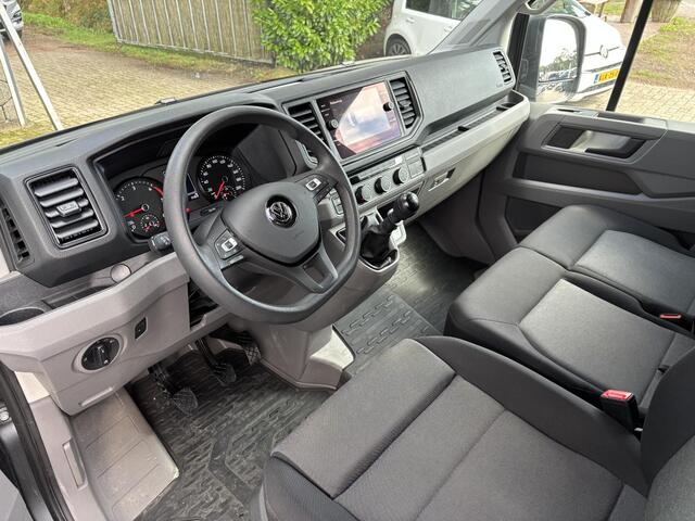 Volkswagen CRAFTER 30 2.0 TDI L3H2 Comfortline | CAMERA | CARPLAY | TREKHAAK | GEVEERDE STOEL |
