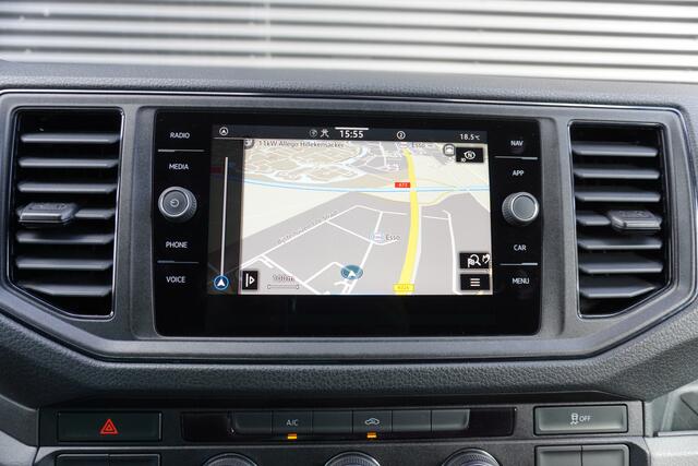 Volkswagen CRAFTER 140pk Automaat L3H2/L2H1 Apple carplay Trekhaak Navigatie Camera Airco