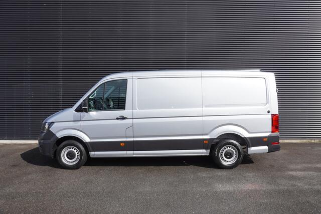 Volkswagen CRAFTER 140pk Automaat L3H2/L2H1 Apple carplay Trekhaak Navigatie Camera Airco