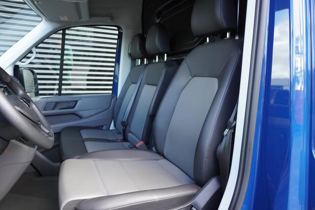 Volkswagen CRAFTER 180pk Automaat L3H3/L2H2 Apple carplay Cruise control Camera 3-Zits