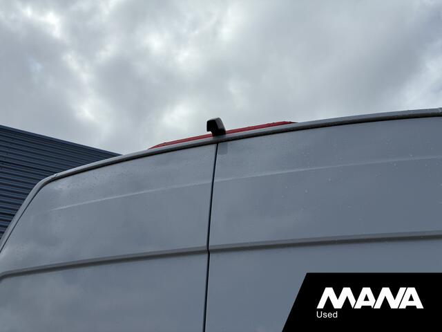 Volkswagen CRAFTER 35 2.0 TDI L4H3 Airco Camera Sensoren