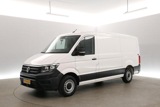 Volkswagen CRAFTER 2.0 TDI L3H2 140PK | Airco | Camera | 3 Zits | Trekhaak | Carplay | Elektrpakket