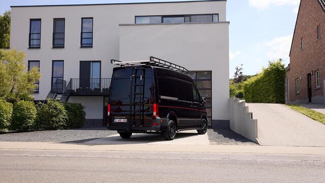 Volkswagen CRAFTER 2.0 TDI 177pk DSG L3H3 Shadow X Limited edition nr13/50 | Exclusive