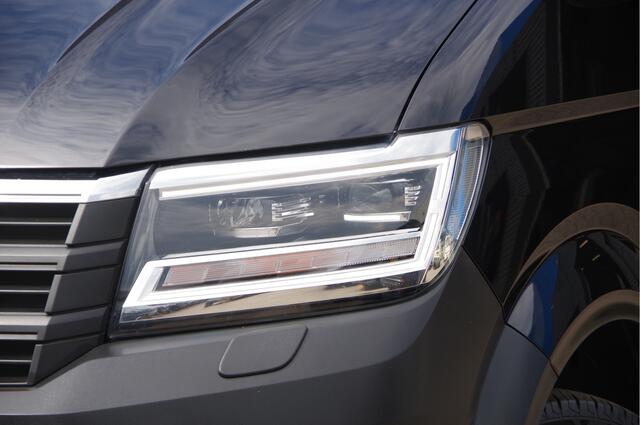 Volkswagen CRAFTER 35 2.0 TDI L3H3(L2H2) 3-ZITS, 177PK AUT. LED, ADAPT. CRUISE, STOELVERWARMING, STUURVERWARMING, VOORRUIT VERWARMING, STANDKACHEL, GEVEERDE ERGO ACTIVE STOEL