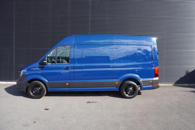 Volkswagen CRAFTER 140pk L3H3/L2H2 Apple Carplay Trekhaak Parkeersensoren Cruise control 3-Zits Stoelverwarming