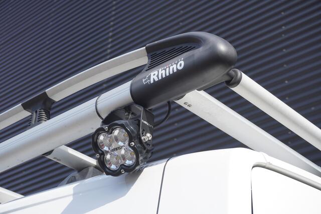 Volkswagen CRAFTER 140pk L3H3/L2H2 Apple carplay Cruise control Airco Imperiaal Parkeersensoren 3-Zits