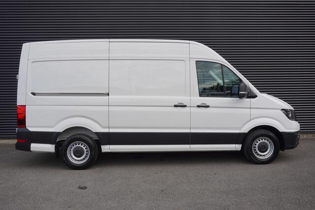 Volkswagen CRAFTER 177pk L3H3/L2H2 Apple Carplay Camera Parkeersensoren Navigatie Cruise control 3-Zits