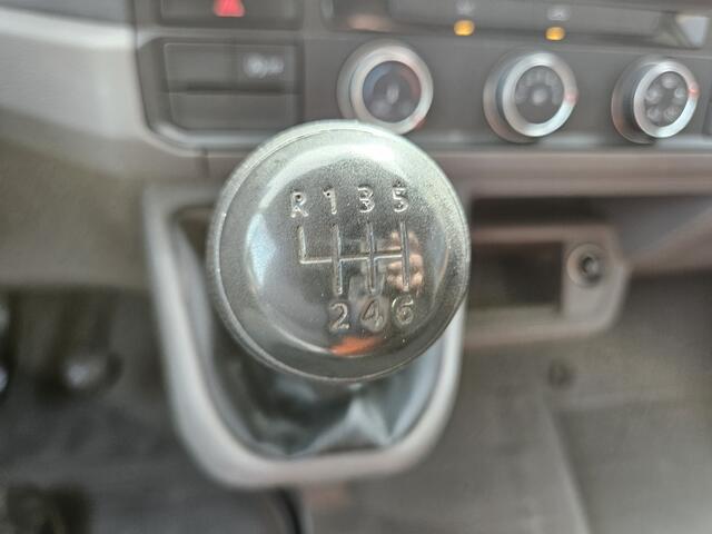Volkswagen CRAFTER 35 2.0 TDI L4 DC Highline – foto 10