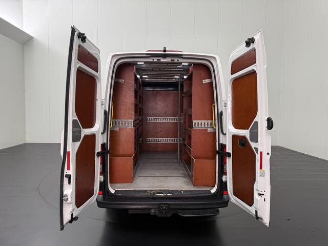 Volkswagen CRAFTER 2.0TDi 177PK Automaat L3H3 | Navigatie | Camera | Multimedia | Airco | Cruise | trekhaak – foto 4