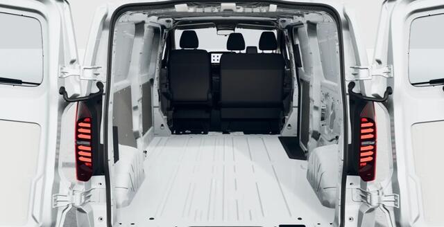 Volkswagen E-Transporter L2H1 64kWh 136pk RWD 3.2T