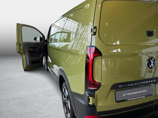 Volkswagen E-Transporter Bedrijfswagens PanAmericana L2 210 kW 286 pk Elektrische aandrijv | Climatronic climate control, 2-zones | Kunststof zijpanelen in laadruimte, hoog | Soundsystem 'harman kardon' met 4 luidsprekers, 1 center luidsprekers en 1 subwoofer | Trekhaak, vast |