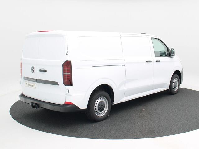 Volkswagen E-Transporter Bedrijfswagens Bestelwagen L2 218 pk | Achterdeuren | trekhaak | bijrijdersbank | 5 jaar gratis onderhoud | 8 jaar garantie op de accu |