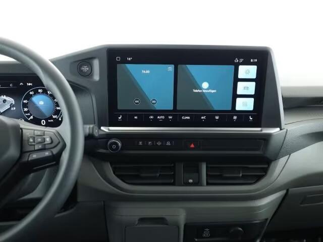 Volkswagen E-Transporter Caravelle L1H1 64 kWh 9 personen 47.553 incl BTW LED Camera Carplay Stoelverwarming