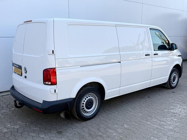 Volkswagen E-Transporter 113PK 37,3kWh L2H1 Elektrisch! 138KM WLTP Trekhaak Carplay Airco Stoelverwarming Parkeersensoren Transporter