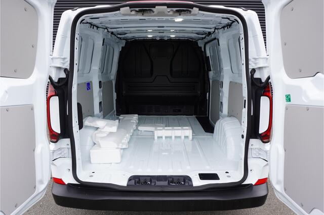 Volkswagen E-Transporter 32 L1H1 Life 64 kWh Apple Carplay Camera 3-Zits ACC Cruise control Digitaal Dashboard