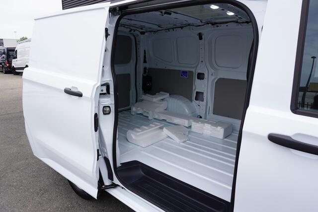 Volkswagen E-Transporter 32 L1H1 Life 64 kWh Apple Carplay Camera 3-Zits ACC Cruise control Digitaal Dashboard