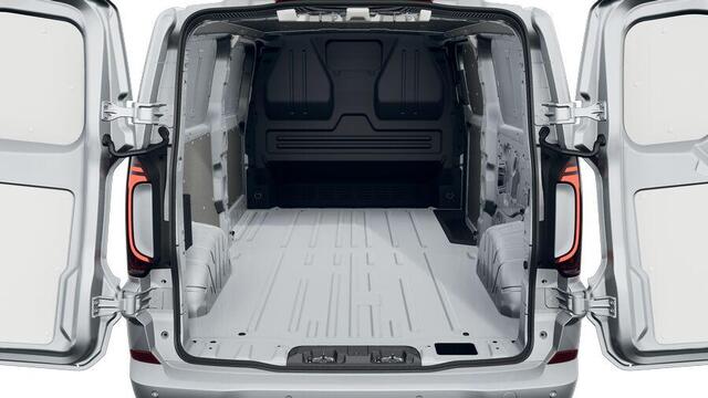 Volkswagen E-Transporter Bedrijfswagens Bulli L2 160 kW (218 pk) Elektromotor 71 kWh | Trekhaak, elektrisch uitklapbaar | Bestuurdersassistentiepakket Premium Plus | Binnenspiegel met digitaal display | Alarm |