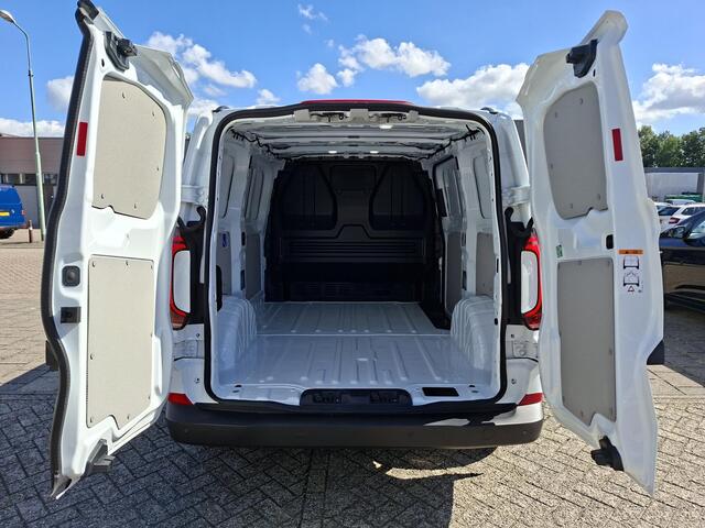 Volkswagen E-Transporter 32 L1H1 64 kWh Fabrieksgarantie, Adapt cruise, Warmtepomp, 3 pers. Carplay