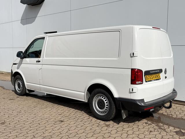 Volkswagen E-Transporter 37,3kWh 113PK L2 138 WLTP Snelladen Elektrisch Trekhaak Carplay Camera Inbouw Parkeersensoren Stoelverwarming