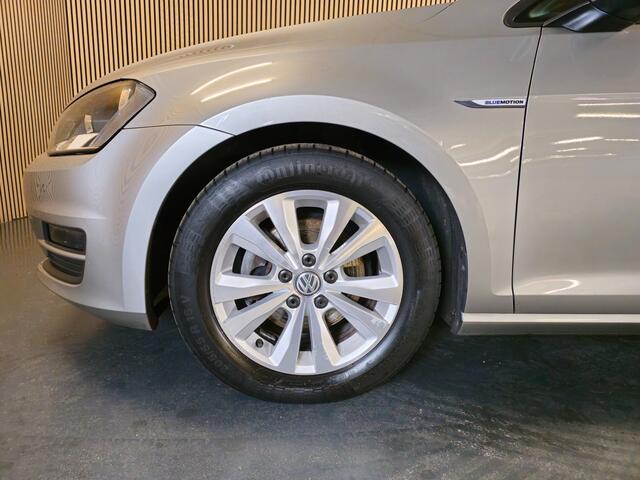 Volkswagen GOLF Variant 1.0 TSI Business Edition Connected - Navi - Cruisecontrol - Climate control - DAB