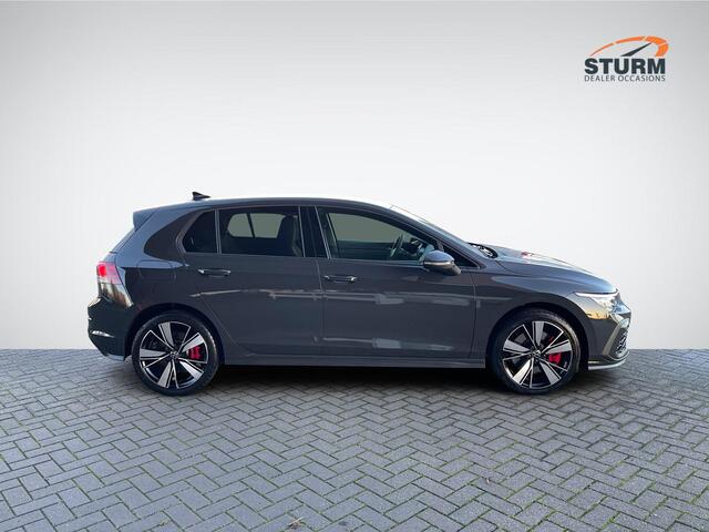 Volkswagen GOLF 1.4 eHybrid GTE 245pk | Adapt. Cruise Control | Stuur- + Stoelverwarming | Sfeerverlichting | Apple Carplay/Android Auto | Rijklaarprijs!