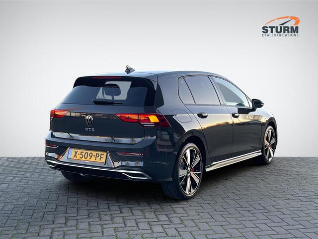 Volkswagen GOLF 1.4 eHybrid GTE 245pk | Adapt. Cruise Control | Stuur- + Stoelverwarming | Sfeerverlichting | Apple Carplay/Android Auto | Rijklaarprijs!