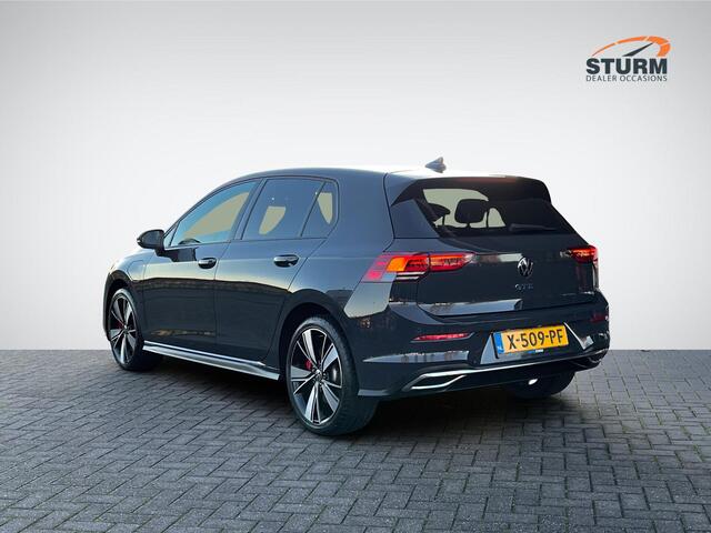 Volkswagen GOLF 1.4 eHybrid GTE 245pk | Adapt. Cruise Control | Stuur- + Stoelverwarming | Sfeerverlichting | Apple Carplay/Android Auto | Rijklaarprijs!