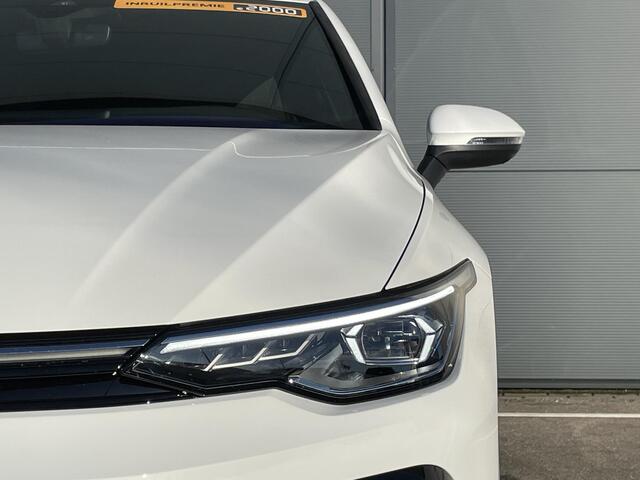Volkswagen GOLF variant R-Line-Edition 1.5 eTSI 85 kW / 116 pk Variant 7 v