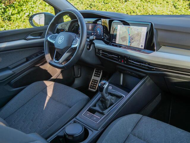 Volkswagen GOLF 1.5 TSI Life Business | NAVIGATIE | CARPLAY |