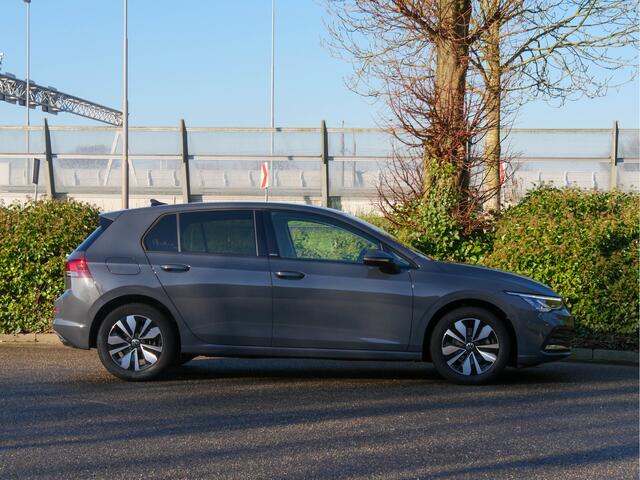 Volkswagen GOLF 1.5 TSI Life Business | NAVIGATIE | CARPLAY |
