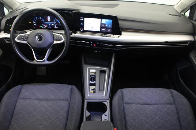 Volkswagen GOLF Variant 1.0 eTSI Life Business