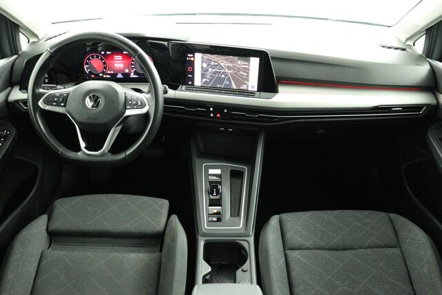 Volkswagen GOLF Variant DSG 1.0 eTSI Business Life Edition Nardo , Orig.NL | Panorama | Virtual | LED+ | 18" | Elek.stoel | NAVI - RIJKLAAR