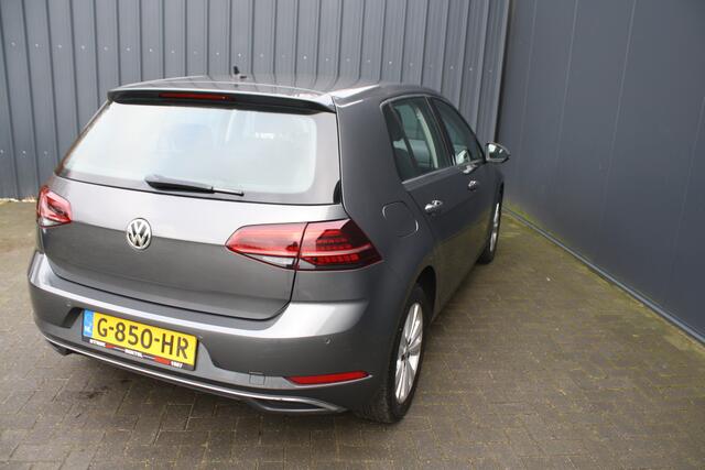 Volkswagen GOLF 1.0 TSI Comfortline Business