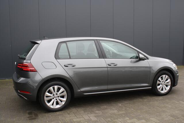 Volkswagen GOLF 1.0 TSI Comfortline Business
