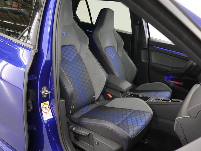 Volkswagen GOLF 2.0 TSI R 4Motion | Apple CarPlay/ Android Auto | Seat-Comfort-Pakket | Travel-Assist | Adaptieve Cruise Control | LED Plus | Topsport-Stoelen | Ambientverlichting | Keyless | Camera | IQ-Drive | Maxton Pakket |
