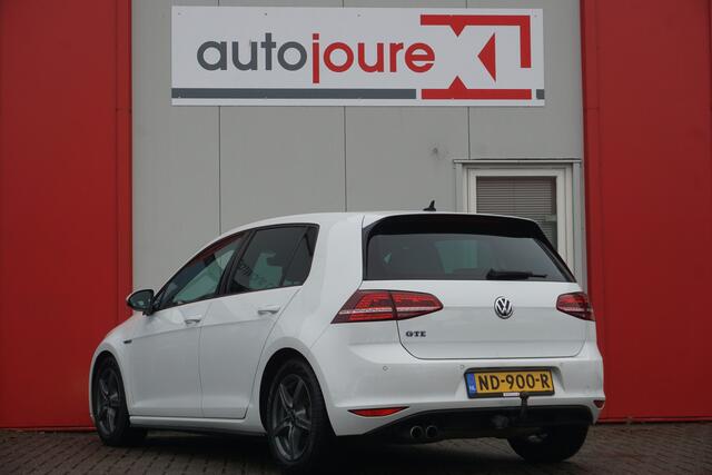 Volkswagen GOLF 1.4 TSI GTE Connected Series | Trekhaak | Origineel NL |