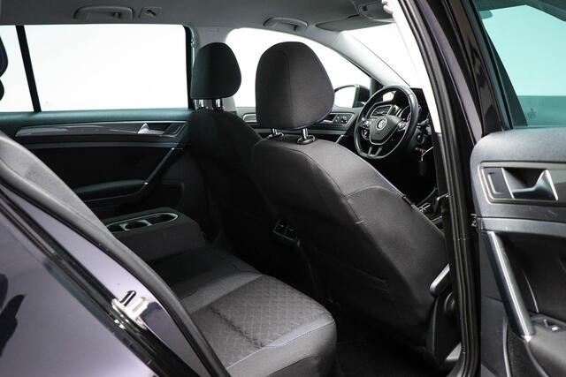 Volkswagen GOLF Variant 1.0 TSI Join | CLIMA | STOELVERWARMING | NAVIGATIE | CAMERA | DRAADLOZE LADER