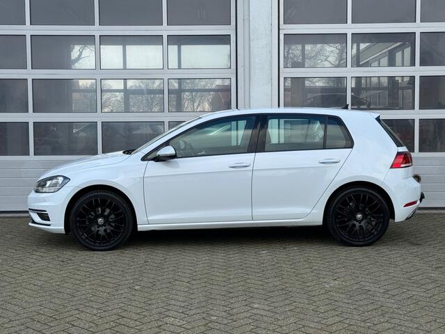 Volkswagen GOLF 1.0 TSI 11PK COMF. Navi DAB ACC Trekhaak