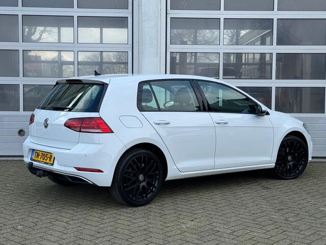 Volkswagen GOLF 1.0 TSI 11PK COMF. Navi DAB ACC Trekhaak